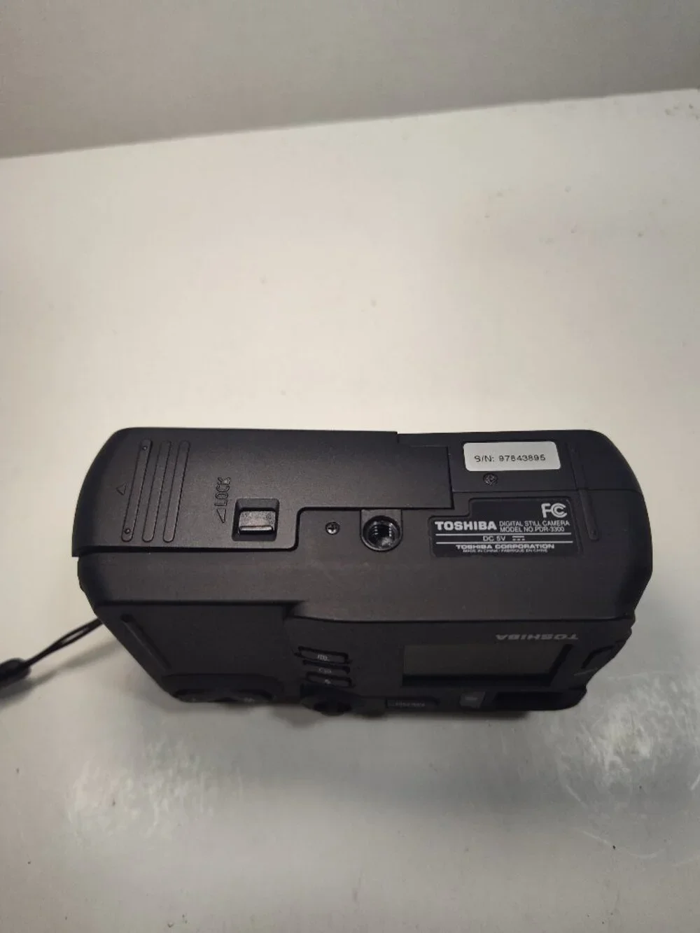 Toshiba PDR-3300 Digital Camera Tested Working Box Manuals CD 64MB SD Card